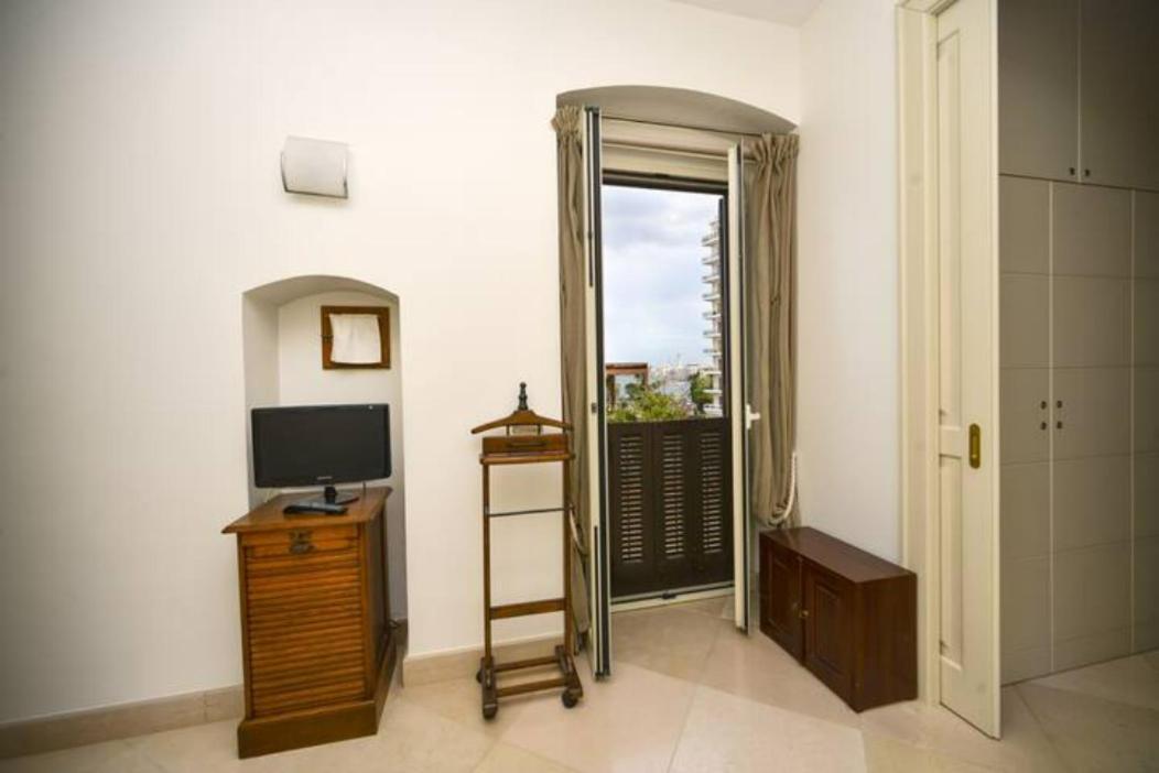 Scesa San Michele Apartment บารี ภายนอก รูปภาพ