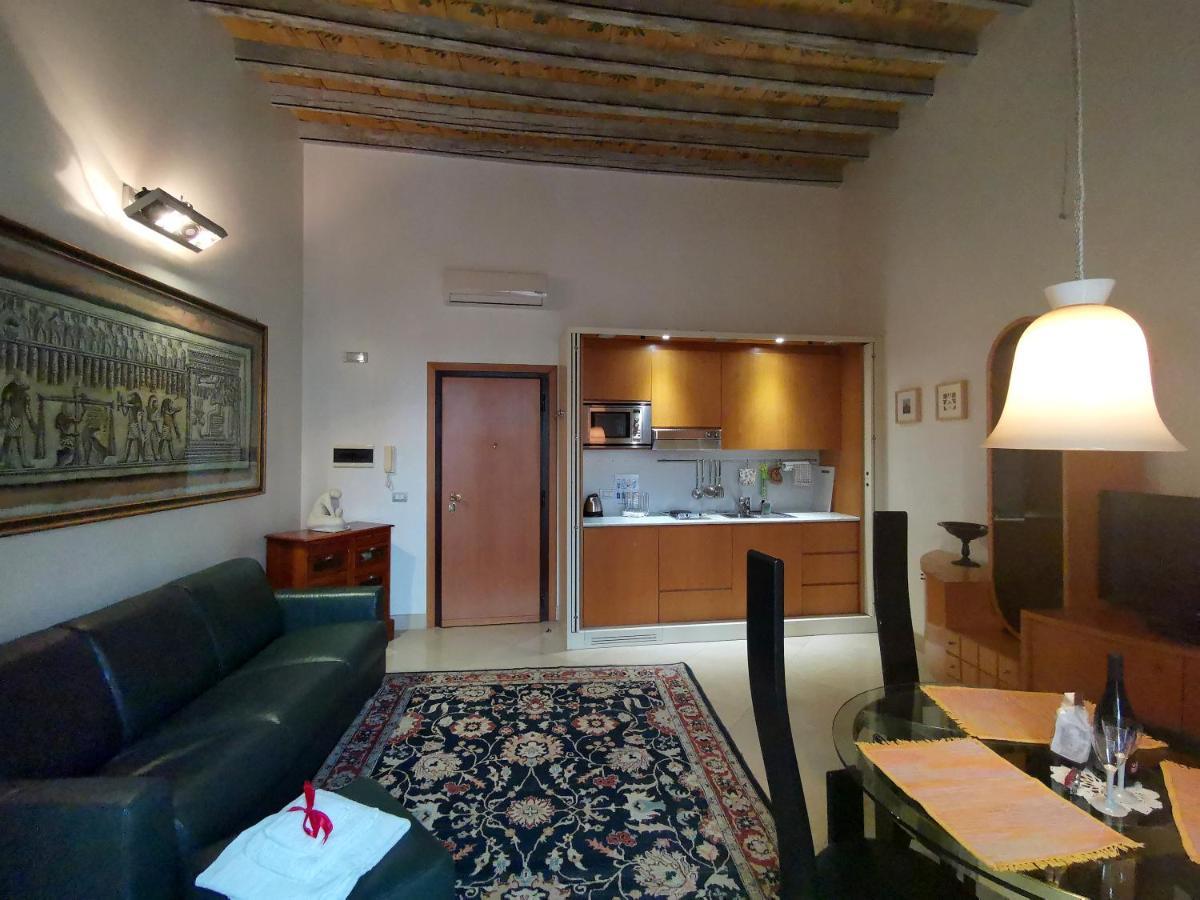 Scesa San Michele Apartment บารี ภายนอก รูปภาพ